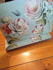 place mats x 6