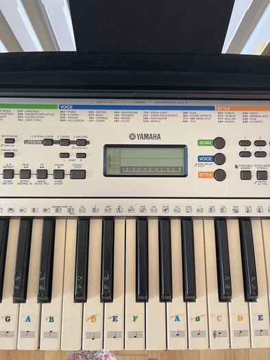 yamaha keyboard & stand