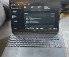 Dell Precision 7560 - intel i7, 32GB RAM, Windows 11 Pro