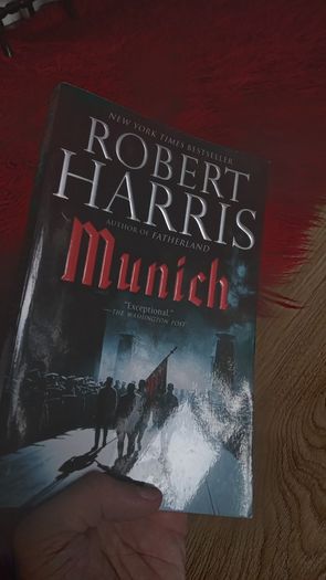 Robert Harris Munich