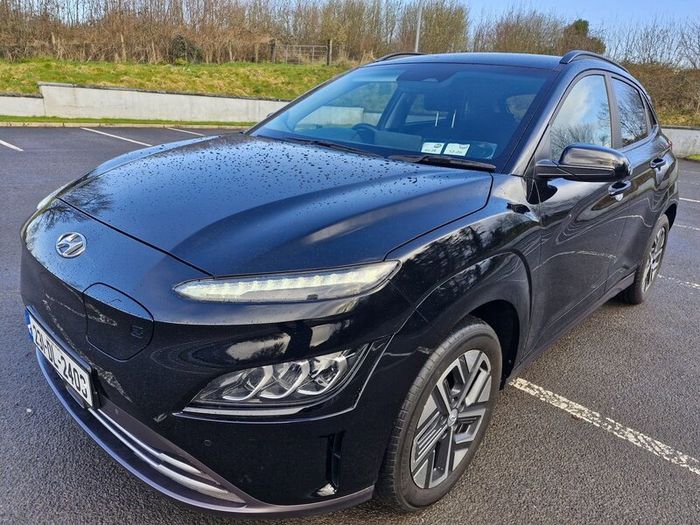 2023 Hyundai Kona EV, Premium model 39kwh