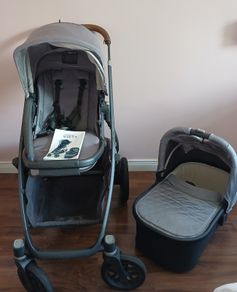 Uppababy Vista travel system