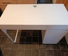 Desk Ikea