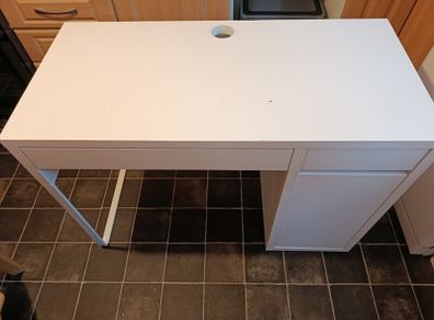 Desk Ikea