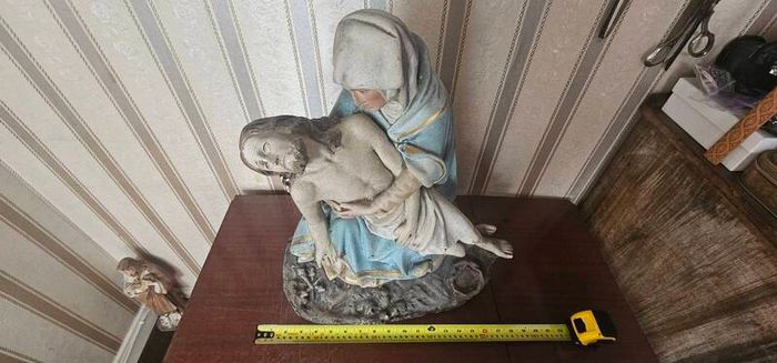 Statue of Mary with Jesus