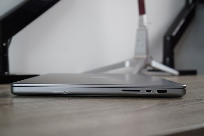MacBook Pro 16" 2021 M1 Pro | 16GB | 512GB