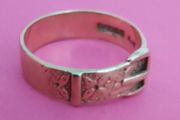 Gents "buckle"  Ring 9ct Gold  3.7g