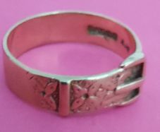 Gents "buckle"  Ring 9ct Gold  3.7g