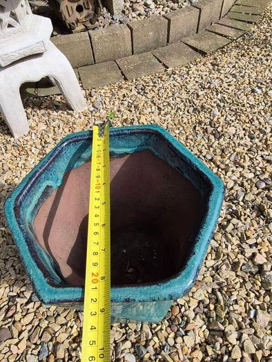 Garden plant pot