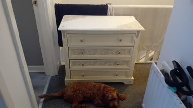 chest of drawers