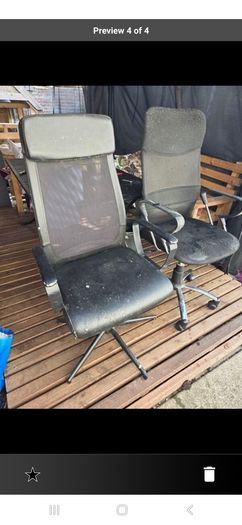 desk chair