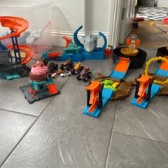 Selection of Hot Wheels toys and card