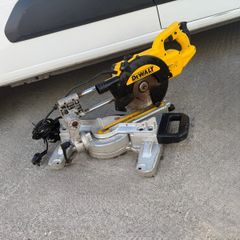 DeWalt DWS774 216mm XPS sliding mitre saw, 230/240V