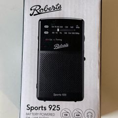 Roberts Sports 925 Portable AM/FM Radio - Brand New in Box