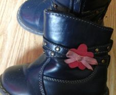 Kids boots