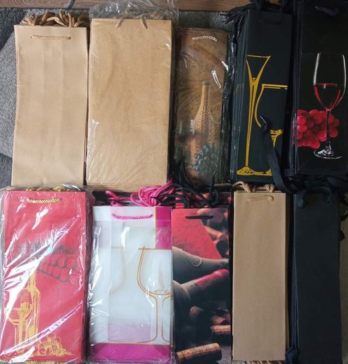 Job Lot of Wine Bottle Gift Bags - Approximately 500 in total