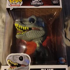 Funko POP! Jumbo Jurassic World Blue Velociraptor # 1077