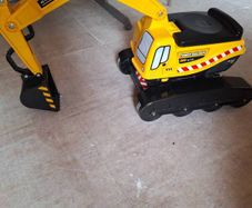 Power Builder Children's ride on digger