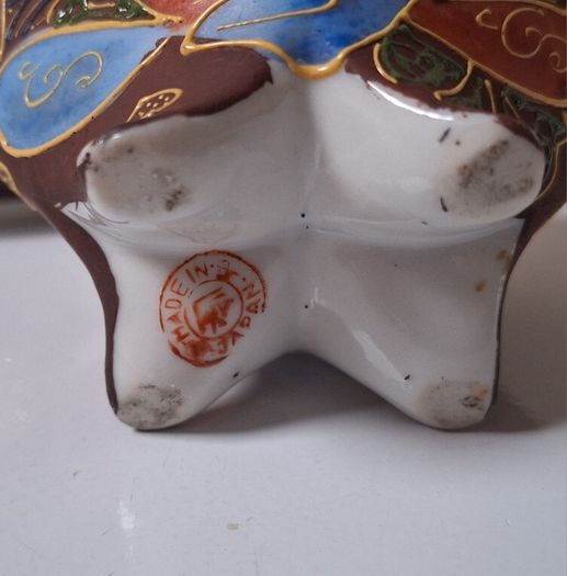 SALE!  Vintage Hand Painted Japanese Porcelain Vessel