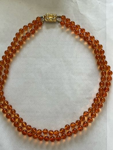 amber necklace