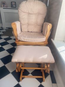 Rocking / Feeding Chair w/ Stool