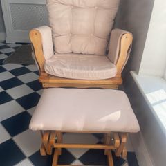 Rocking / Feeding Chair w/ Stool