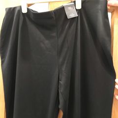Brand new lovely women trousers.