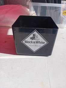 Black & White Scotch Whisky Ice Box