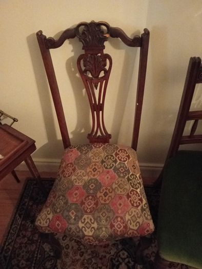 antique dining room chairs