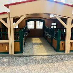 Schleich Stable
