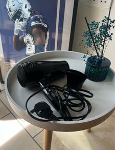 Compact Travel Hairdryer with nozzle