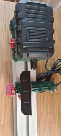 Wood Turning Lathe (new, unused, boxed)