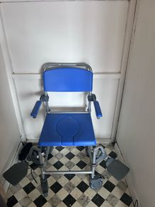 toilet commode