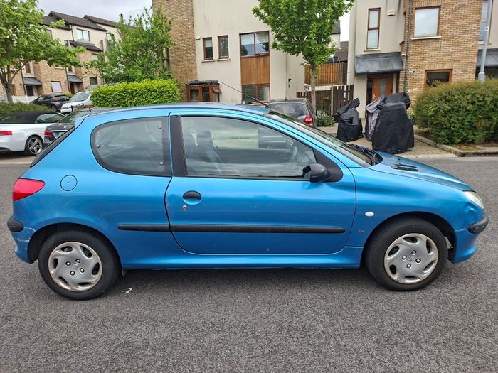 00 Peugeot 206 1.2 petrol for Sale