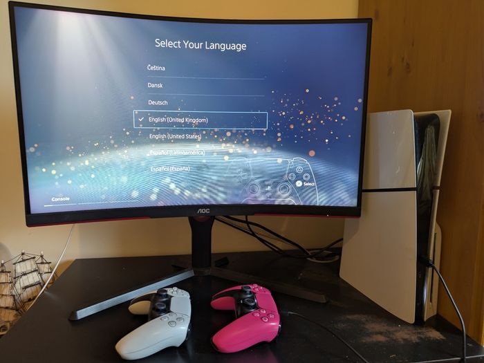 PS5 1TB Slim (boxed), extra nova pink dualsense controller + 27in AOC curved gaming monitor 1080p, 144hz, 0.5m/s