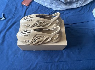 yeezys