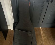 TGI acoustic gig bag