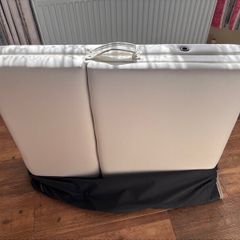 Portable beauty bed