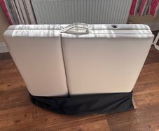 Portable beauty bed