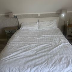 king size bed