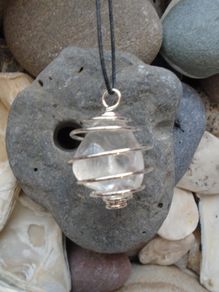 Clear Quartz necklace,gemstone jewellery.Unisex jewellery.Gift