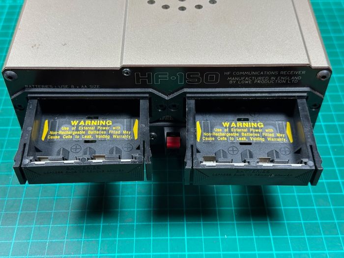 Lowe HF-150 Receiver