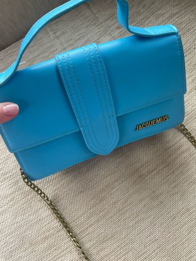 Jacquemus hand bag ( dupe)
