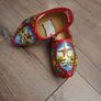 Dutch wooden clogs Image 3