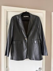 Zara Blazer L