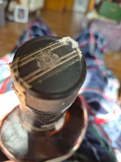 Vintage Bottle, 6-year-old Canadian Club Blended Canadian Whiskey