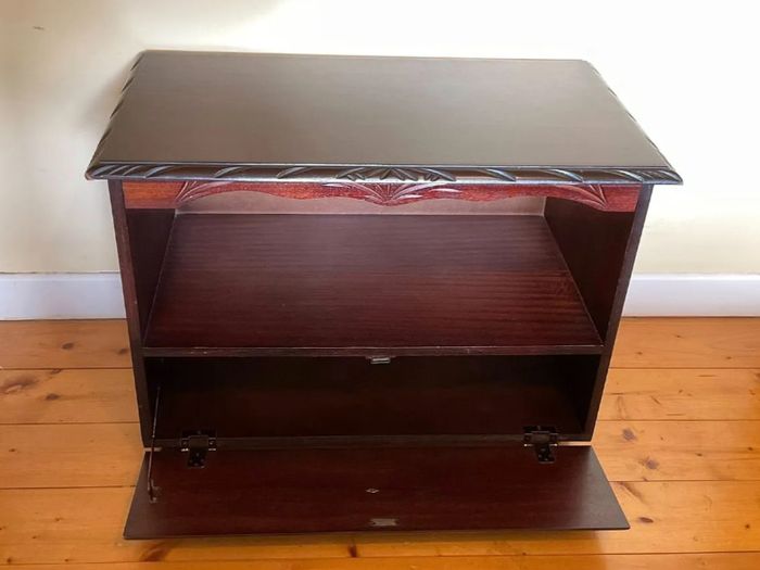 Rossmore Solid Mahogany TV Cabinet / Storage Unit on Castors