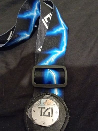 TGI guitar strap
