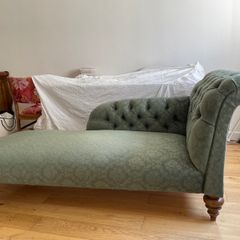 Chaise lounge