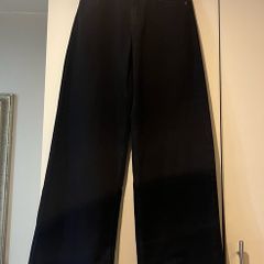 Bershka Women's High Waisted Jeans